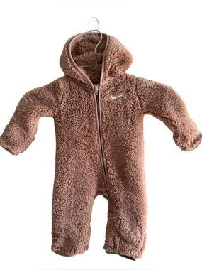 Nike Baby Sherpa Hooded Bunting Suit Tan Size 3 Months
